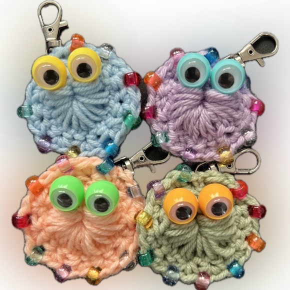 New Fidget Friend Lobster Claw Clasp Bookbag Luggage Keychain Purse Charm 4 PCS - Picture 1 of 6